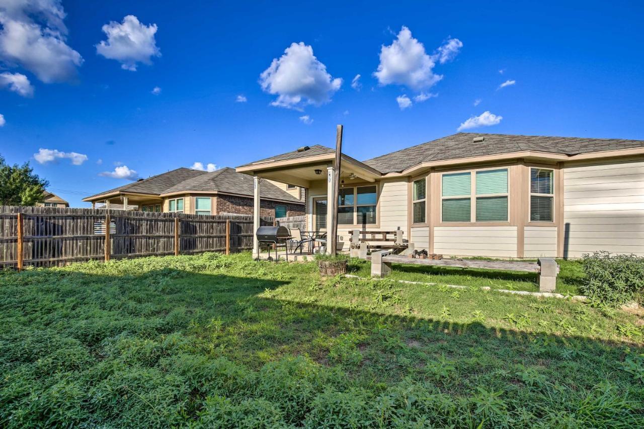 San Antonio Home With Yard About 8 Mi To Lackland! Екстер'єр фото